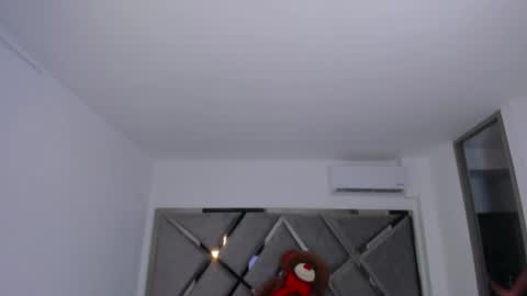 Snapshot of salommecruz01 chatting on 05/20/26, 03:02 Salomme Cruz online show from 05/20/26, 03:02
