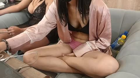 saloni_india online show from 03/25/26, 11:00