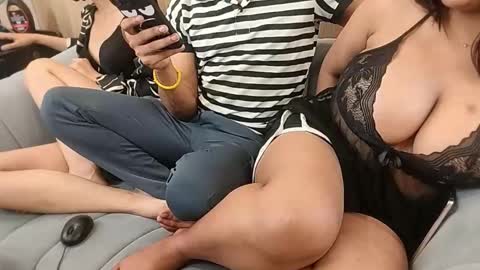 saloni_india online show from 03/27/26, 04:51