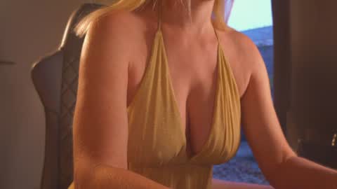 IsaBella-  online show from 11/19/25, 02:50