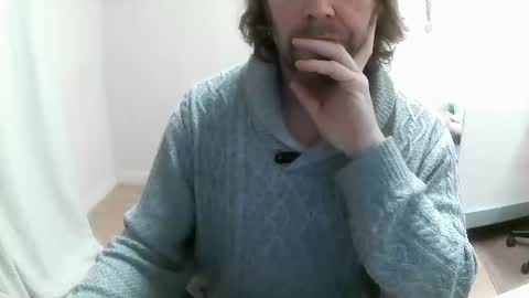 Snapshot of saltimbanquier chatting on 12/17/24, 07:18 Saltimbanquier Salt ou Banquier online show from 12/17/24, 07:18