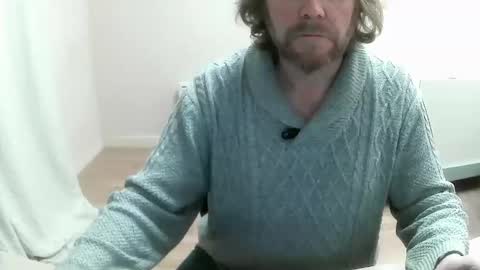 Snapshot of saltimbanquier chatting on 12/19/24, 02:13 Saltimbanquier Salt ou Banquier online show from 12/19/24, 02:13