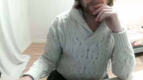 Snapshot of saltimbanquier chatting on 01/09/25, 07:31 Saltimbanquier Salt ou Banquier online show from 01/09/25, 07:31