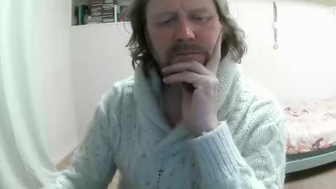 Snapshot of saltimbanquier chatting on 01/26/25, 01:58 Saltimbanquier Salt ou Banquier online show from 01/26/25, 01:58