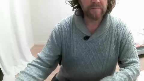 Snapshot of saltimbanquier chatting on 02/26/25, 07:38 Saltimbanquier Salt ou Banquier online show from 02/26/25, 07:38