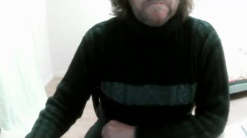 Snapshot of saltimbanquier chatting on 03/10/25, 12:48 Saltimbanquier Salt ou Banquier online show from 03/10/25, 12:48