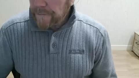 Snapshot of saltimbanquier chatting on 01/08/26, 01:02 Saltimbanquier Salt ou Banquier online show from 01/08/26, 01:02