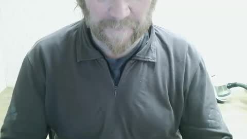 Snapshot of saltimbanquier chatting on 02/24/26, 12:52 Saltimbanquier Salt ou Banquier online show from 02/24/26, 12:52