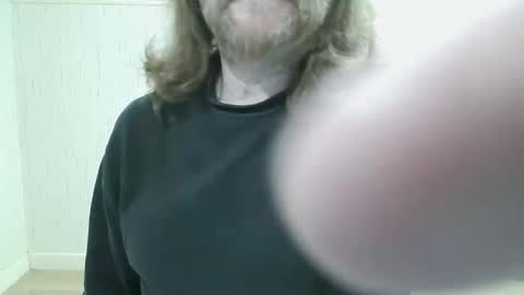 Snapshot of saltimbanquier chatting on 03/04/26, 08:59 Saltimbanquier Salt ou Banquier online show from 03/04/26, 08:59