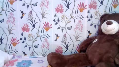 Snapshot of saltwatermuse chatting on 09/22/25, 02:52 Ask me online show from 09/22/25, 02:52