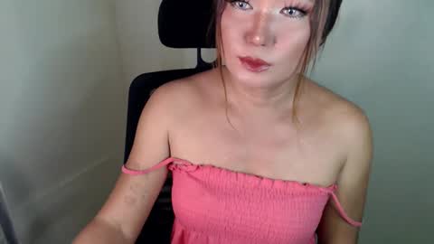 Snapshot of salumisabato69 chatting on 10/01/25, 01:00 anasthasia online show from 10/01/25, 01:00