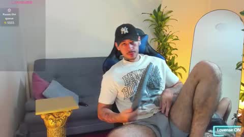 Salvatore online show from 09/25/25, 02:59