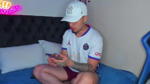 Snapshot of salvatore_dereck chatting on 07/02/26, 01:16 online show from 07/02/26, 01:16