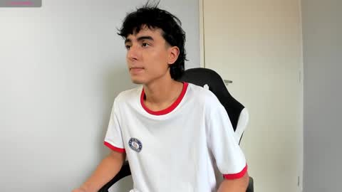 Snapshot of salvatore_montt chatting on 02/24/25, 07:52 salvatore_montt online show from 02/24/25, 07:52