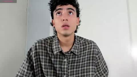 Snapshot of salvatore_montt chatting on 03/01/25, 09:48 salvatore_montt online show from 03/01/25, 09:48