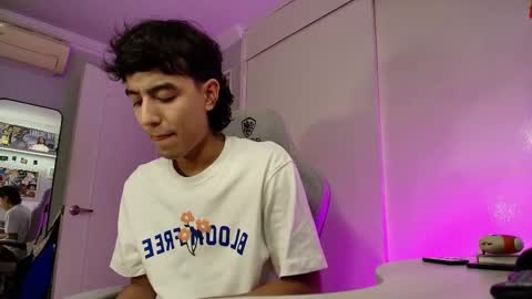 Snapshot of salvatore_montt chatting on 09/15/25, 01:38 salvatore_montt online show from 09/15/25, 01:38