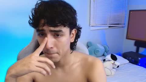 Snapshot of salvatore_montt chatting on 10/10/25, 04:44 salvatore_montt online show from 10/10/25, 04:44