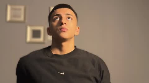 Salvatore online show from 11/22/25, 06:01