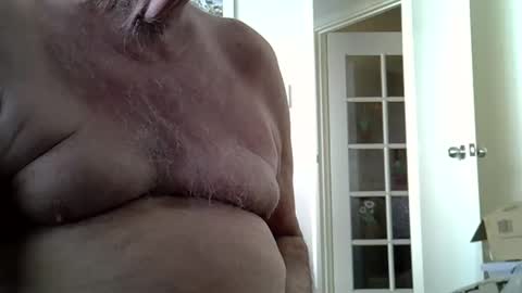 Snapshot of sam1151 chatting on 09/25/25, 02:04 niceone51 online show from 09/25/25, 02:04