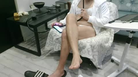 Snapshot of sam_love1985 chatting on 07/05/26, 08:38 sam_love1985 online show from 07/05/26, 08:38