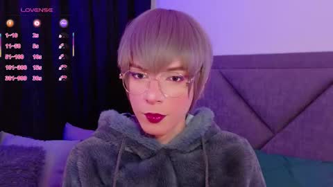 Sam online show from 09/28/25, 07:14