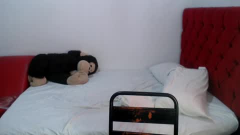 Snapshot of sam_sexyy2 chatting on 05/21/26, 05:53 sam_sexyy2 online show from 05/21/26, 05:53