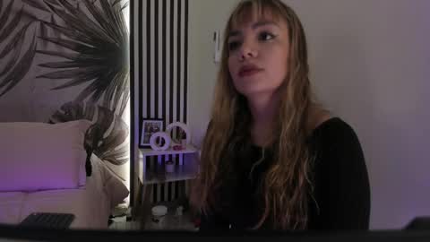 Samaantha  online show from 04/18/26, 11:36