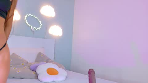   online show from 12/05/25, 11:41