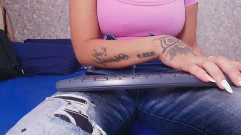 Snapshot of samanta_360 chatting on 12/31/24, 12:04 Samanta online show from 12/31/24, 12:04