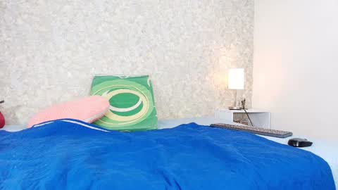 Snapshot of samanta_360 chatting on 10/08/25, 01:20 Samanta online show from 10/08/25, 01:20