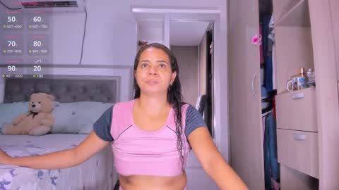 Snapshot of samanta_65 chatting on 03/05/25, 01:31 carolina online show from 03/05/25, 01:31