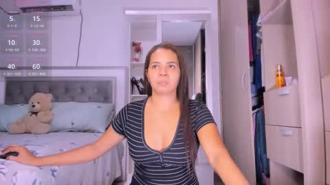 Snapshot of samanta_65 chatting on 03/11/25, 01:37 carolina online show from 03/11/25, 01:37