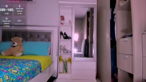 Snapshot of samanta_65 chatting on 10/09/25, 01:36 carolina online show from 10/09/25, 01:36