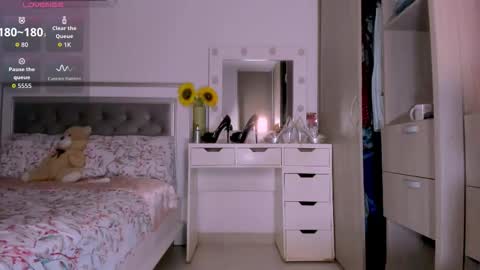 Snapshot of samanta_65 chatting on 02/11/26, 01:54 carolina online show from 02/11/26, 01:54