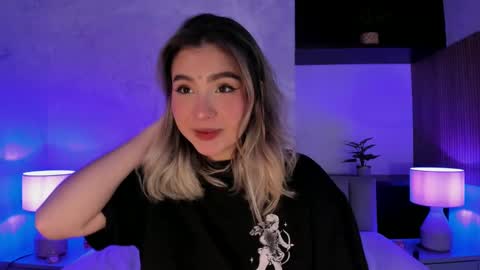 Snapshot of samanta_bone chatting on 01/27/25, 12:22 Samanta online show from 01/27/25, 12:22