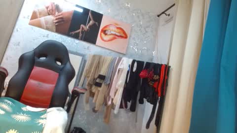 samanta online show from 05/04/26, 11:06