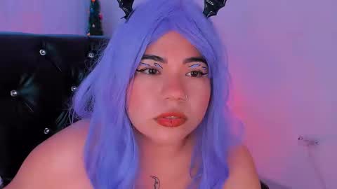 Snapshot of samanta_cutee1 chatting on 02/13/25, 02:09 SAMANTA online show from 02/13/25, 02:09