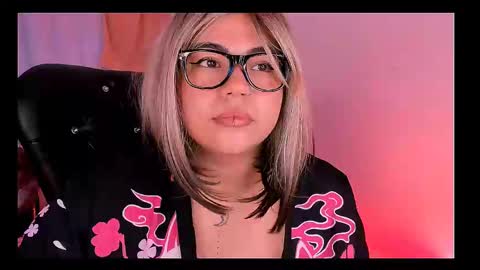 Snapshot of samanta_cutee1 chatting on 02/28/25, 01:25 SAMANTA online show from 02/28/25, 01:25