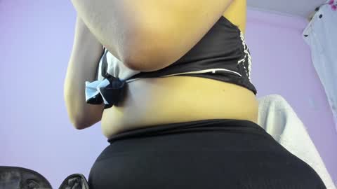 Snapshot of samanta_roberts1 chatting on 01/10/25, 12:04 Samanta online show from 01/10/25, 12:04