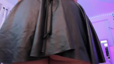 Snapshot of samanta_roberts1 chatting on 10/06/25, 01:08 Samanta online show from 10/06/25, 01:08