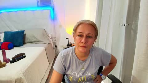 Snapshot of samanta_stone69 chatting on 06/09/26, 09:59 Samanta Stone online show from 06/09/26, 09:59
