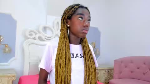 Samanta online show from 02/11/25, 07:38