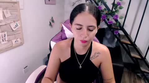 Snapshot of samantha2girl chatting on 07/06/26, 09:39 samantha online show from 07/06/26, 09:39