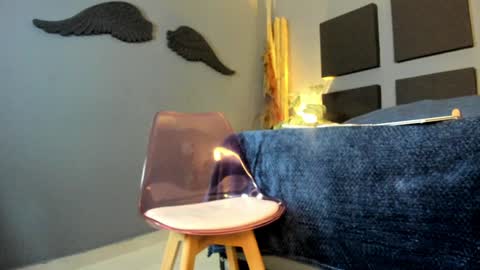 Samantha  online show from 02/01/25, 11:21