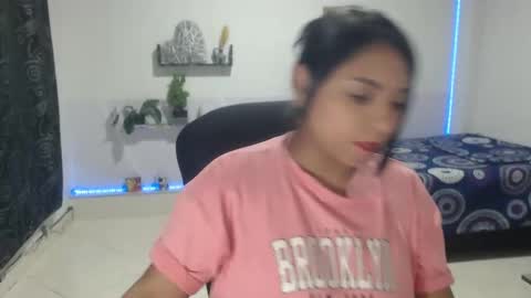 Snapshot of samantha__morris chatting on 02/03/25, 12:15 sammy online show from 02/03/25, 12:15