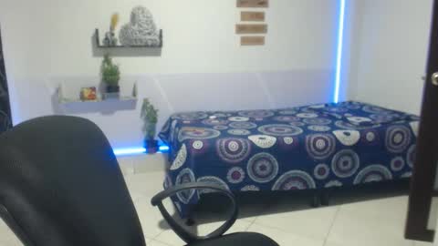 Snapshot of samantha__morris chatting on 09/12/25, 05:18 sammy online show from 09/12/25, 05:18