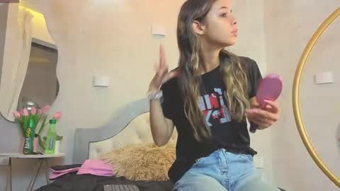 Snapshot of samantha_and_bastian chatting on 05/11/26, 03:23 samantha_and_bastian online show from 05/11/26, 03:23
