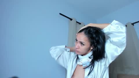 Samantha online show from 03/23/26, 03:21