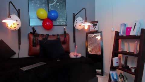 Snapshot of samantha_mature56 chatting on 06/23/26, 02:20 Sam online show from 06/23/26, 02:20