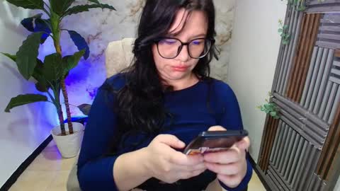 Laura online show from 02/28/26, 11:55